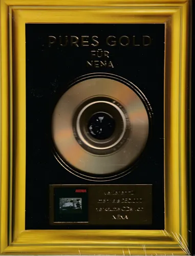 PURES GOLD FÜR NENA  CD SAMMEL EDION NEUWARE NEU LEUCHTTURM NUR GETRÄUMT KINO  #