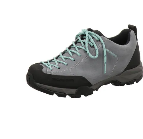 Scarpa Damen Outdoorschuhe Mojito Trail GTX - Vielseitiger Wanderschuh in Schwarz - Der Scarpa Mojito Trail GTX ist ein atmungsaktiver und wasserabweisender Multifunktionsschuh. Ideal für Wanderungen und Stadtbesuche, bietet er mit GORE-TEX® Futter und griffiger Sohle optimalen Komfort und Schutz.