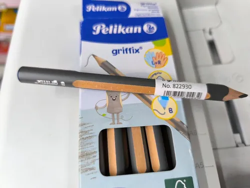 Pelikan Bleistift griffix B BgB 12 FSB von Pelikan