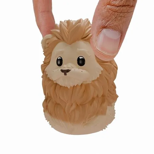TUBBZ Mini: Wicked for Good – Cowardly Lion Cosplaying Gummiente Vinylfigur – Offizielle Sammelfigur für Fans von Wicked