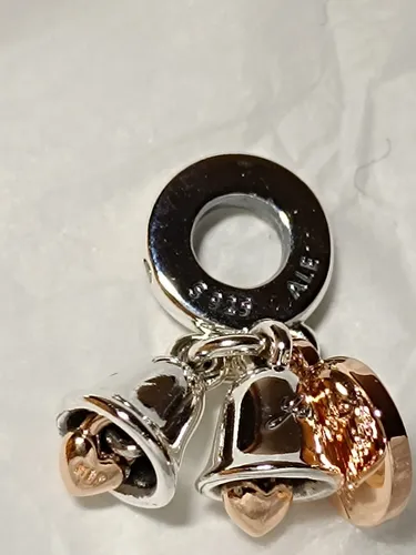Pandora Bicolor Hochzeitsglocken Doppelter Charm-Anhänger (782592C01)