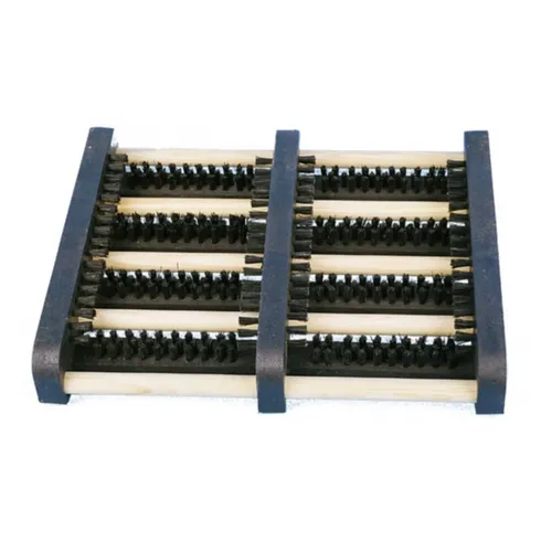 Fußabstreifer Schuhputzmatte aus Holz Elba - Hochwertiger Türvorleger aus braunem Holz, drehbar und ideal für einen sauberen Eingangsbereich.