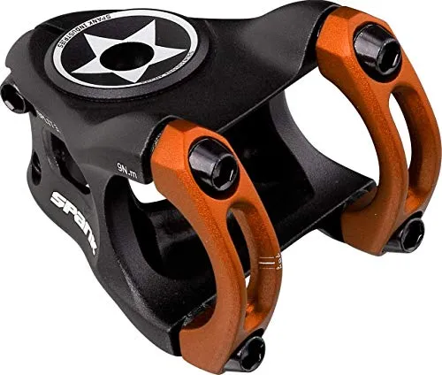 Spank Vorbau Split 31,8 mm - 38 mm Orange für Mountainbikes - Der Spank Split Vorbau vereint Leichtigkeit und Stabilität, ideal für Enduro, Freeride und Bike-Parks. Mit modernem Design, hoher Steifigkeit und geprüfter Qualität ist er der perfekte Begleiter für jeden Fahrer.
