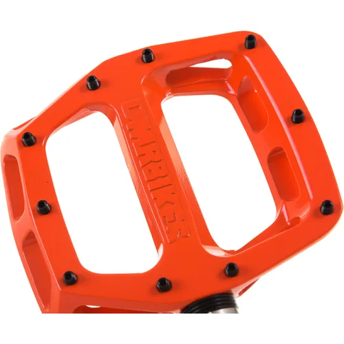 DMR V12 Mk2 Fahrradpedale - Hochwertige Plattformpedale mit großem Grip, ideal für Downhill und Freeride, sorgen für maximale Kontrolle und Sicherheit auf jedem Terrain.