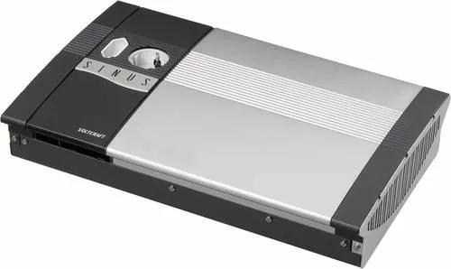 Voltcraft SW-1200 Wechselrichter 1200 W - Wechselrichter für Fahrzeuge, fernbedienbar und ideal für den Einsatz unterwegs, wandelt 12 V DC in 230 V AC um.