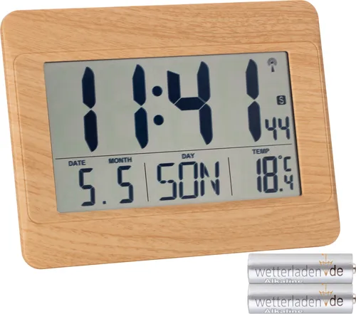 Digitale Funkwanduhr TFA 60.4519 mit Temperaturanzeige und 8-Sprachen-Wochentag - Die digitale Funkwanduhr bietet ein übersichtliches Display mit aktueller Uhrzeit, Datum und Innentemperatur. Ideal für jeden Raum, sorgt sie für ein angenehmes Klima und passt durch ihr schlichtes Design in jede Umgebung.