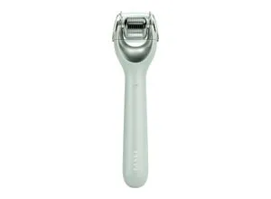 GESKE SmartAppGuided™ MicroNeedle Face Roller 9 in 1 mit Rosenquartz - Toninggerät für das Gesicht mit Anti-Aging-Massage. Fördert die Kollagenproduktion und verbessert die Aufnahme von Hautpflege durch innovative Zellstimulation.