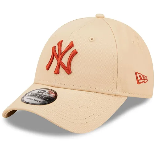 New Era 9Forty Strapback Cap - New York Yankees beige - Hüte & Mützen, stylisches Baseballcap aus 100% Baumwolle, ideal für sportliche Freizeitlooks und den Sommer.