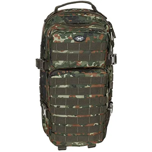 US Rucksack Assault I, flecktarn, 30L - Robuster Rucksack mit 30L Volumen, ideal für Outdoor-Aktivitäten. Verstellbare, gepolsterte Tragegurte und integriertes Klettfach für Hydropack sorgen für maximalen Komfort.