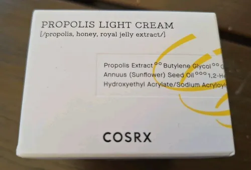 COSRX Full Fit Propolis Gesichtscreme - Tagespflege mit 64% Propolis für glatte, strahlende Haut. Ideal für alle Hauttypen, spendet intensive Feuchtigkeit und wirkt gegen feine Linien.