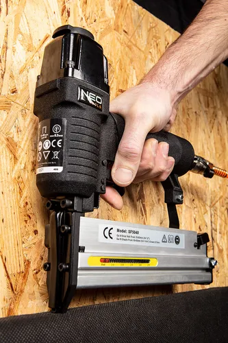 NEO TOOLS Verzinkte Heftklammern für Drucklufthefter (für NEO Modell 14-570), GA18, Typ 90 (4K), Länge 10-40 mm, 4000 Stück, aus Stahldraht, verzinkt