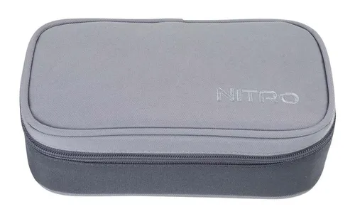 NITRO Federmäppchen Pencil Case XL - Praktisches Schlampermäppchen mit verstärktem Boden und Kanten, ideal für Schule und Büro. Inklusive Geodreieck und Stundenplan für optimale Organisation.