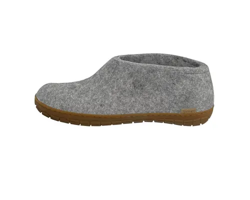 GLERUPS Indoor Outdoor Hausschuhe Unisex (Grau) – Bequeme Wolle mit Gummisohle - Hausschuhe aus 100% Naturwolle mit flexibler Gummisohle, die warm und trocken hält. Handgefertigte dänische Qualität für optimalen Tragekomfort und skandinavischen Stil.