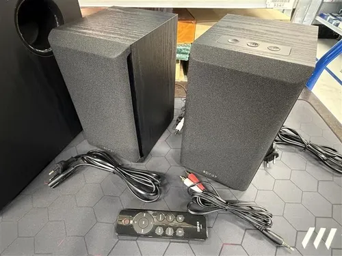 2.1 Home-Entertainment-System M601DB
