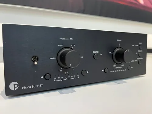 Pro-Ject Phono Box RS2 MM/MC Phono-Vorverstärker, schwarz