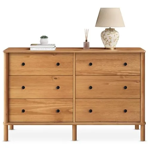 Kommode APOANA aus Massivholz – 6 Schubladen mit skandinavischem Design - Kommode APOANA aus massivem Eichenholz mit 6 geräumigen Schubladen. Ideal für Schlafzimmer und Flur bietet sie viel Stauraum und überzeugt durch ihr modernes skandinavisches Design.