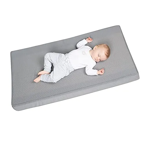 roba Babymatratze AIR BALANCE PREMIUMMESH 60 x 120 cm - Matratze für Babybetten mit atmungsaktivem 3D Material, sorgt für optimales Schlafklima und ist TÜV-zertifiziert. Der abnehmbare Bezug ist waschbar und trocknergeeignet.