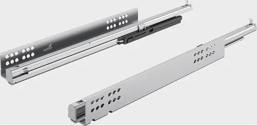 Hettich Vollauszug Quadro V6 mit Silent System 300 mm - Schubkastenführung & Auszugtechnik mit Silent System für geräuschloses Schließen, wartungsfrei durch Selbstreinigung, hohe Belastbarkeit von 300 N und perfekte Stabilität.
