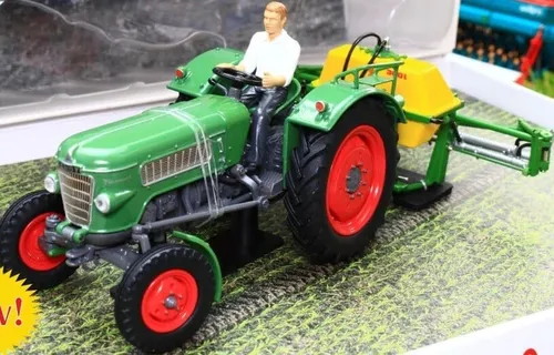 UNIVERSAL HOBBIES - AMAZONE 300S Set mit FENDT Farmer 2 - 1/32 - UH6201