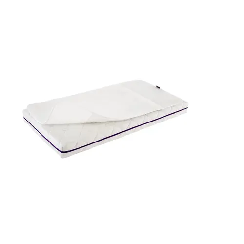 Träumeland T090323 AirDry Nässeschutzauflage - Wasserdicht & Hautsympathisch - Matratzenauflage mit extra Belüftung am Kopfteil, ideal für ein trockenes und angenehmes Schlafklima. Öko-Tex zertifiziert und waschbar bei 60°C für optimale Hygiene.