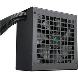 PL750D PC-Netzteil 750 Watt - ATX12V 3.0 Netzteil mit 80 PLUS Bronze Effizienz und 3x PCIe-Anschlüssen für leistungsstarke Gaming-Systeme.