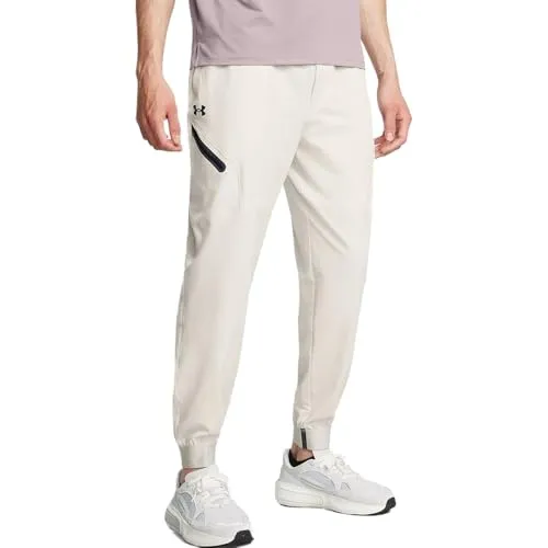 Under Armour Unstoppable Joggers Beige XL - Kurze Sporthosen aus leichtem, atmungsaktivem Material, das dich während intensiver Workouts trocken hält. Mit elastischem Bund für optimale Passform und stylischem Design, ideal für Sport und Freizeit.