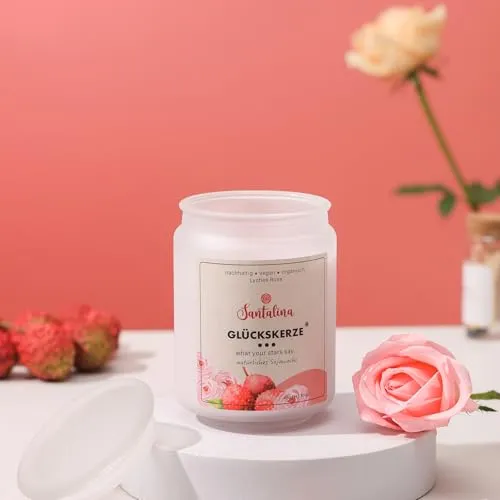 Lychee & Rose Duftkerze – Glückskerze mit zufälliger Botschaft | floral-fruchtig mit eleganter Süße, ideal als Geschenk für Romantikerinnen | 450g Sojawachs im Glas, Brenndauer ca. 45 Std
