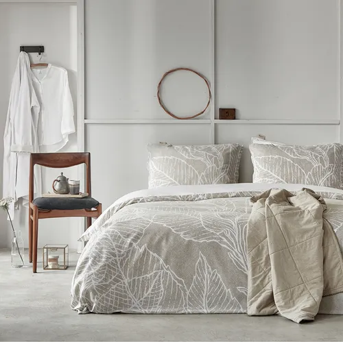 Walra Bettwäsche-Set Leaves & Trees, 100% Baumwolle - Bettwäsche-Set in Olivgrün, 2-teilig und aus 100% Baumwolle, sorgt für ein angenehmes Schlafklima und stilvolle Akzente im Schlafzimmer.