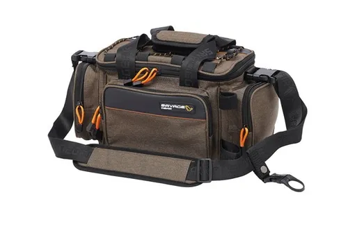Savage Gear Specialist Soft Köder Tasche - Rutenhalter für mobile Angler, leicht und ergonomisch, inklusive 5B Köderbox und UV-geschützter Aufbewahrung für optimale Köderqualität.