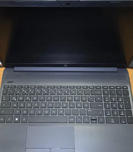 HP 255 G9 AMD Ryzen Gold 3 4GB RAM 256GB SSD Win 11 Pro