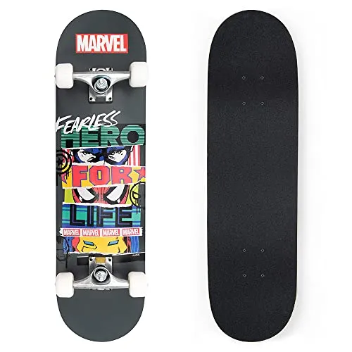 MARVEL Fearless Skateboard – Robustes Holzboard für Kinder - Cruiserboard aus 9-lagigem Ahornholz mit rutschfester Oberfläche für sicheren Halt. Ideal für Gehwege und städtische Gassen, mit trendigen Marvel-Mustern und bis zu 80 kg Tragkraft.