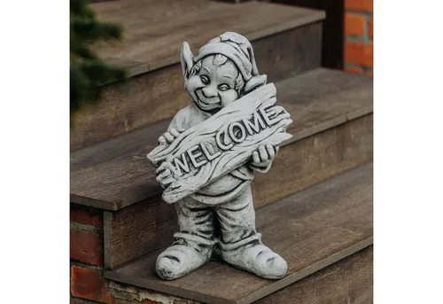 Gartendekoparadies.de Gartenfigur Gnom 'Willkommen' - Frostsichere Steinfigur Wichtel, H. 48 cm, ideal als herzlicher Willkommensgruß für Garten oder Teich, handgefertigt aus stabilem Weißbeton.