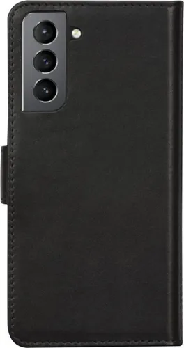 dbramante1928 Lynge Flip-Hülle für Samsung Galaxy S21+ 5G - Elegante Flip-Hülle aus genarbtem Leder in Schwarz, bietet sicheren Schutz und stilvolles Design für Ihr Mobiltelefon.