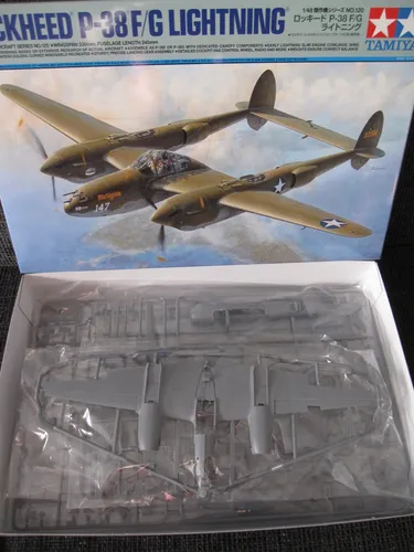 Lockheed P-38 F/G Lightning von Tamiya im Maßstab 1:48 von Tamiya (TAMIYA)