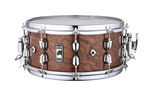 MAPEX BPNBW4650CXN Black Panther Shadow 14x6,5 Snare Drum - Snaredrum mit kraftvollem Klang und eleganter schwarzer Oberfläche, ideal für anspruchsvolle Drummer.