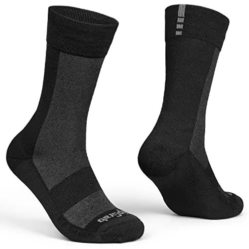 GripGrab Merino High Cut Winter Bikesocken Schwarz S - Herrensocken aus Merinowolle, bieten optimale Wärme und Komfort für kalte Winterfahrten.