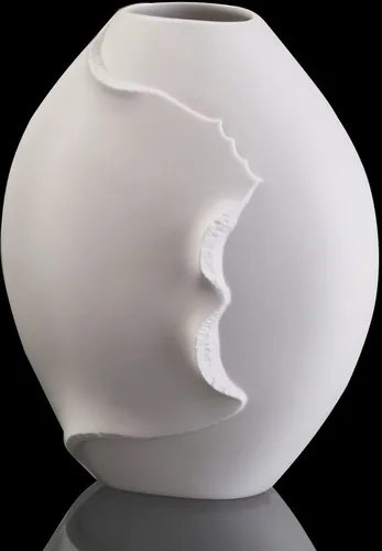 Kaiser Porzellan Dekovase Montana - Dekovase aus edlem Biskuitporzellan, ideal für Kunstpflanzen und frische Blumen. Ihr schlichtes Design passt in jeden Einrichtungsstil und setzt stilvolle Akzente in jedem Raum.