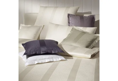 Elegante Metropolis 2058 Bettwäsche in beige von elegante