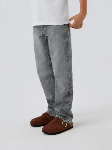 NAME IT Boy Jeans Straight Fit - Jungen-Jeanshosen, aus 80% Baumwolle und 20% recycelter Baumwolle, für nachhaltigen Komfort und lässigen Style.