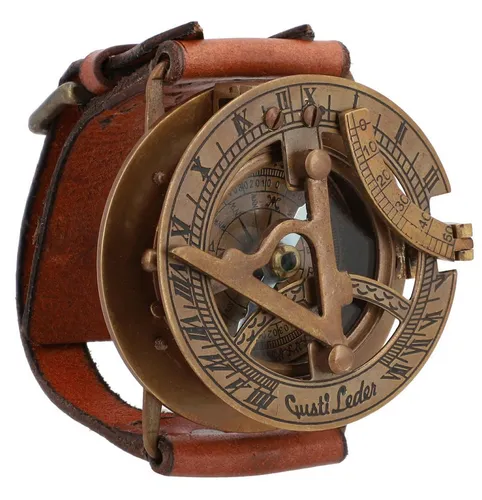 Gusti Leder Armband Gusti Leder Armband Dennis (Steampunk Uhr Sonnenuhr Lederarmband Accessoires Herren Vintage Leder)