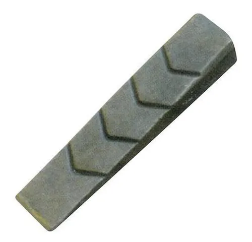 PROREGAL® Axt Spaltkeil 2,5kg Fischgräte - Robuster Spaltkeil für effizientes Holzspalten. Ideal für Garten und Werkstatt. Mit geprüfter Qualität für eine zuverlässige Nutzung.