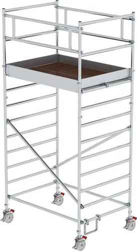 Rollgerüst Aluminium 1,35 x 1,80 x 3,00m mit Fahrbalken - Gerüste: Leichtes und mobiles Rollgerüst aus Aluminium mit Doppel-Plattform für sicheren und flexiblen Einsatz bei Renovierungsarbeiten.