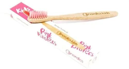 Nordics Organic Care Öko Zahnbürste Kids Bambus mit pinken Borsten