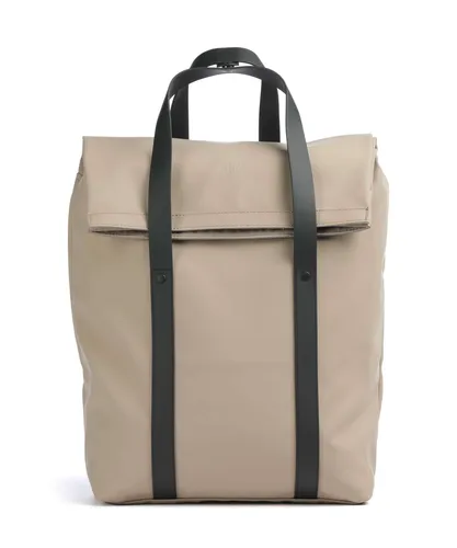 Rains 2 Way Rucksack 58 cm – Beige - Vielseitiger Rucksack von Rains in beige, ideal für Freizeit und Uni. Mit gepolstertem Laptopfach bis 16 Zoll, cleverer Fächeraufteilung und ergonomischem Tragekomfort – perfekt für den Alltag.