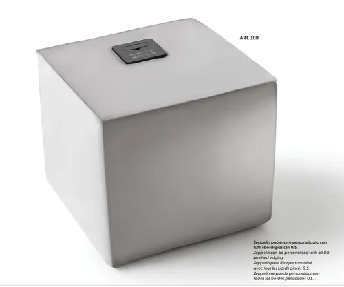 Polsterhocker Quadrat Grau - Moderner Sitzhocker für Ihr Wohnzimmer - Stylischer Polsterhocker in Grau, ideal für das Wohnzimmer. Mit robustem Holzrahmen und bequemer Polsterung bietet er vielseitige Einsatzmöglichkeiten und einen modernen Look.