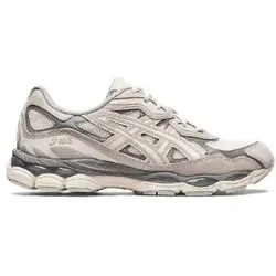 Asics GEL-NYC Turnschuhe für Herren, Beige - Wanderschuhe mit GEL-Technologie für optimalen Komfort und Bequemlichkeit im Alltag, inspiriert von klassischen Laufmodellen.