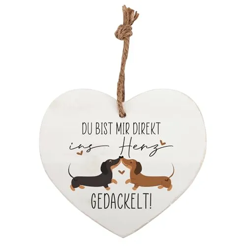 Herz & Heim® Holzherz zum Aufhängen mit Dackel Motiv – 17,5×16 cm Deko Herz aus Holz mit Juteband – Hängedeko als Geschenk für Paare & Freunde