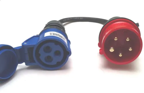 CEE Adapter Starkstrom 16A CEE Stecker auf   CEE 230V Caravan Kupplung