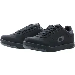 O NEAL Pumps Flat Fahrradschuhe - Schwarz/Grau - 45 EU - Fahrradschuhe mit ultimativem Grip und Flexibilität, ideal für sicheres Fahren auf und abseits des Rades. Robustes Design mit herausnehmbarem Fußbett für maximalen Komfort und Halt.