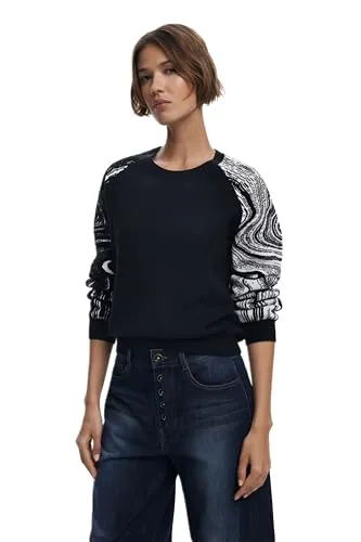 DESIGUAL MAGLIA DONNA NERO - Stylischer Damenpullover in Regular Fit mit Rundkragen und langen Ärmeln, verziert mit einem Metallplakettendetail. Ideal für lässige Looks.
